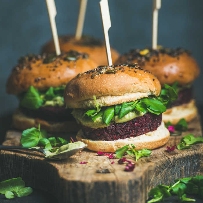 healthy-homemade-vegan-burger-with-beetroot-PTHQSM9.jpg